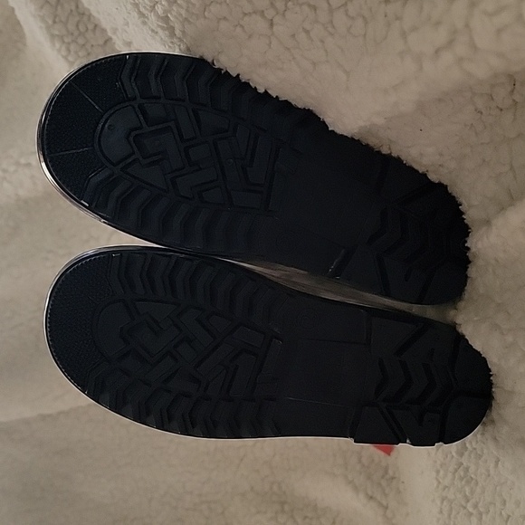 Brand new, with tags,  Wootie rain boots - Picture 4 of 6